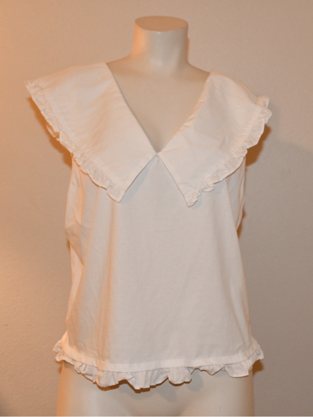 Marc New York White sailor Ruffle Collar V-Neck Top large